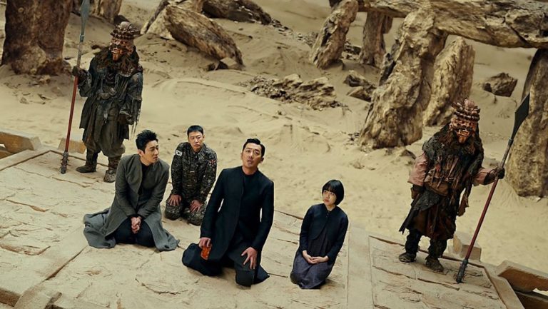 Ilustrasi pengadilan akhirat dalam film Along with the Gods